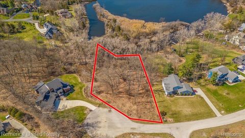 10468 Oak Shore Drive Green Oak Township MI 48178