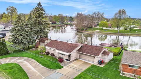 26265 S River Road Harrison Charter Township MI 48045