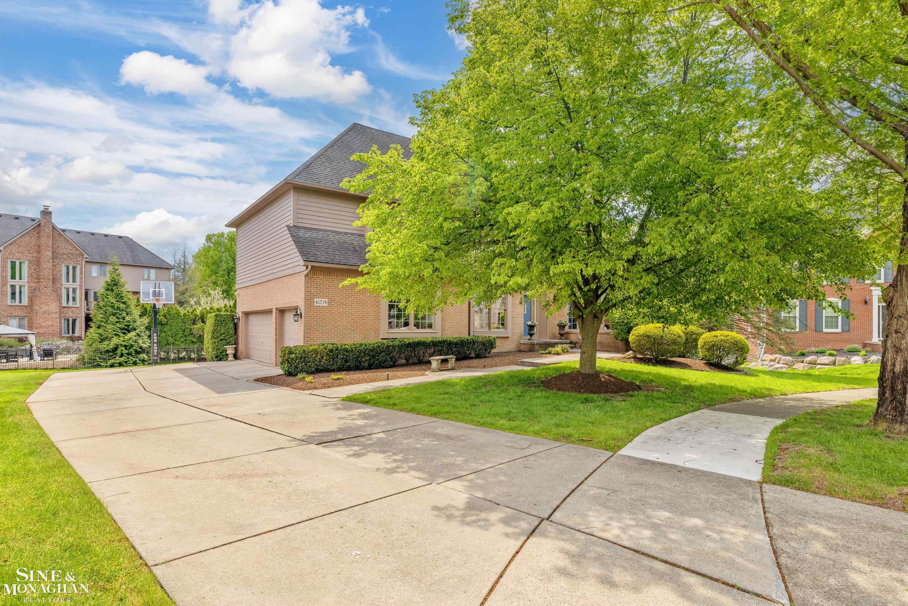 41719 Sudbury Court