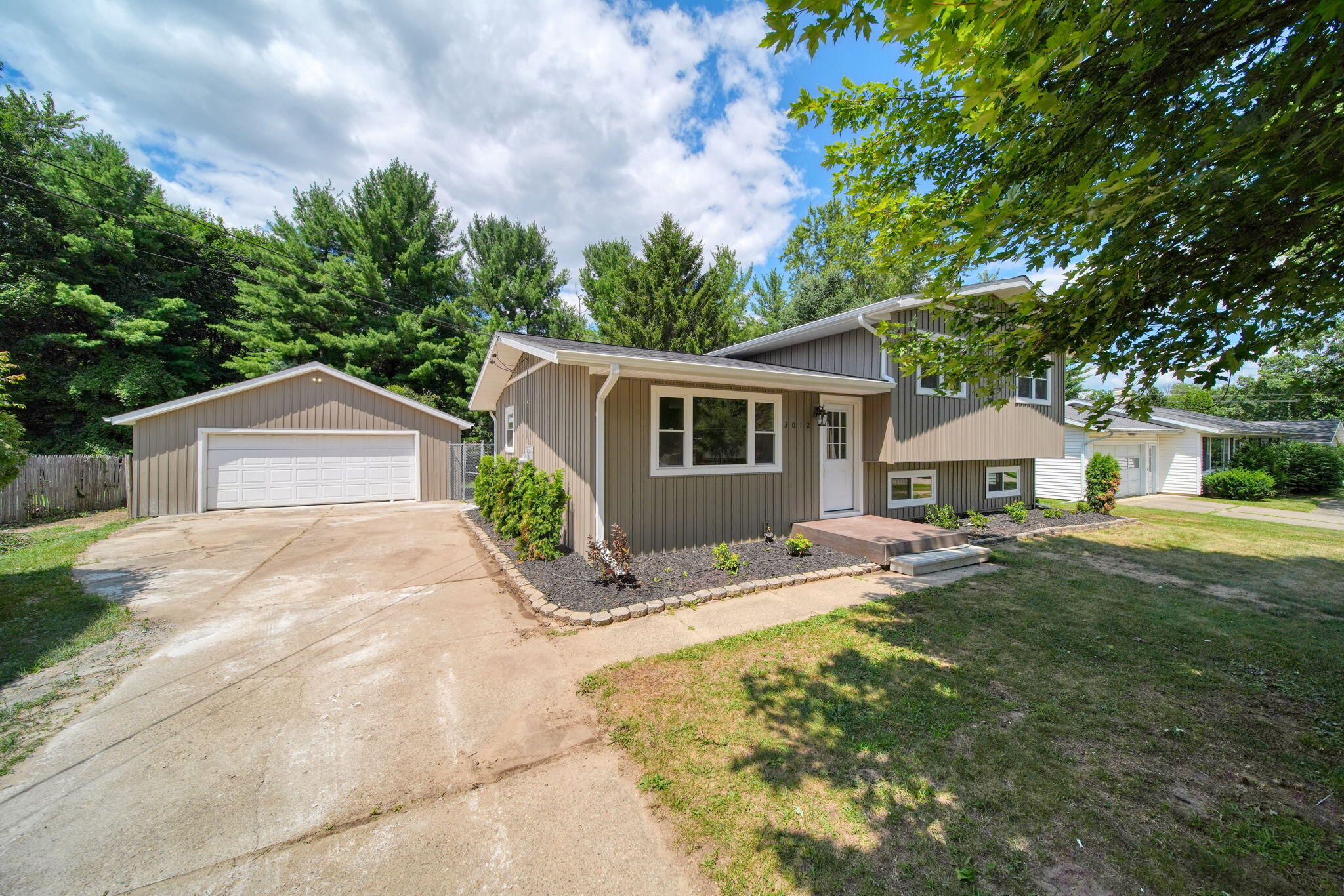 3012 John Glenn Drive