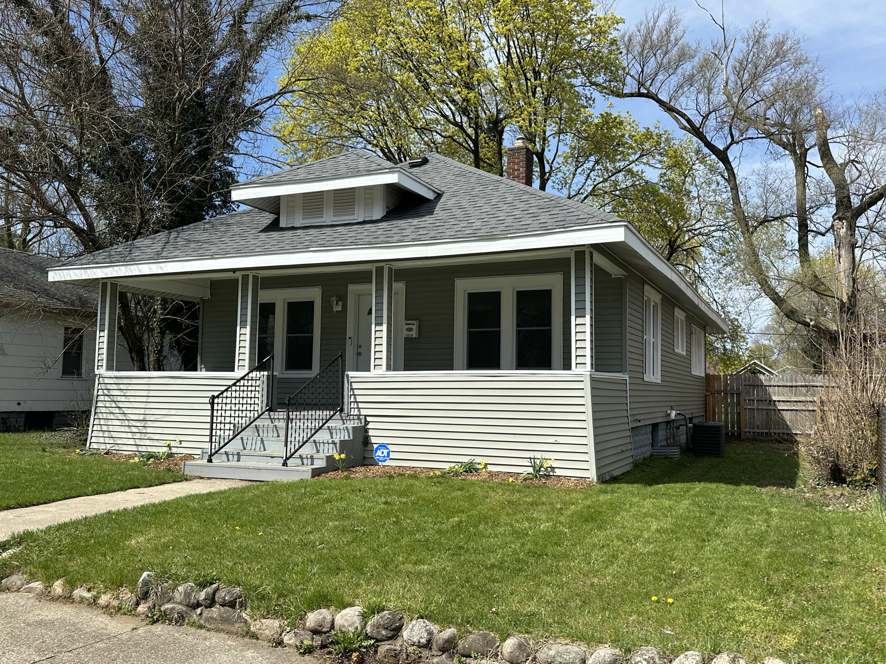 Listing image 7