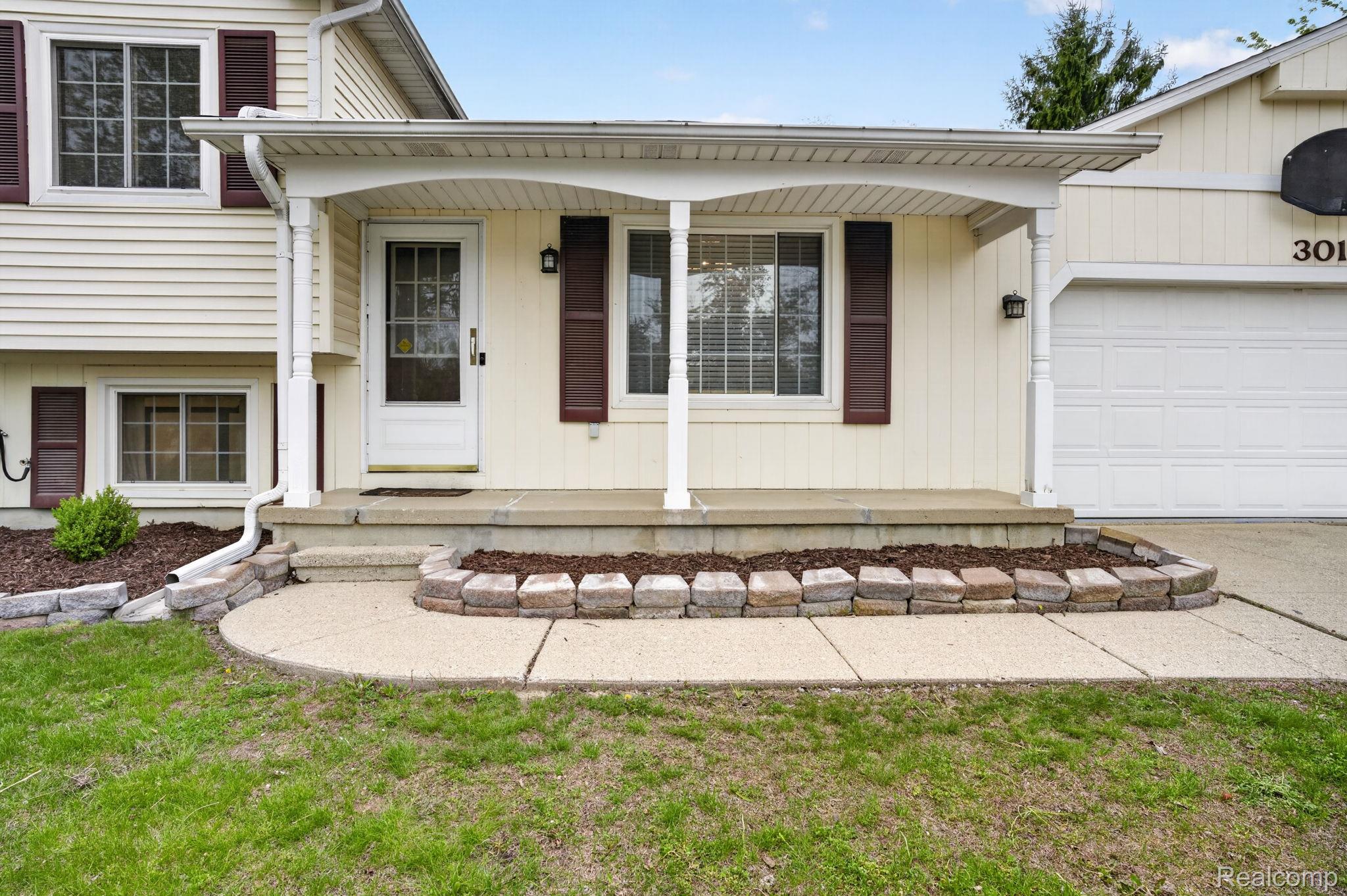 301 Lindenwood Drive
