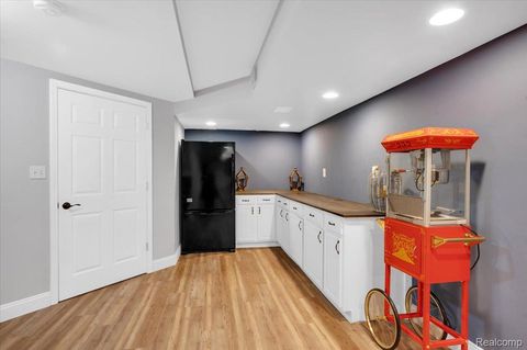 Tiny photo for 54424 Maple Creek Court, Shelby Charter Township, MI 48316 (MLS # 20261002784)