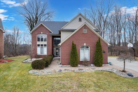 Tiny photo for 54424 Maple Creek Court, Shelby Charter Township, MI 48316 (MLS # 20261002784)