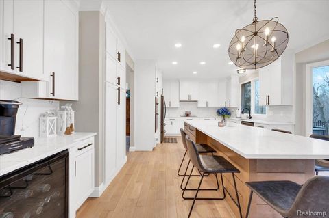 Tiny photo for 54424 Maple Creek Court, Shelby Charter Township, MI 48316 (MLS # 20261002784)