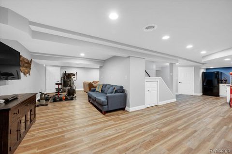 Tiny photo for 54424 Maple Creek Court, Shelby Charter Township, MI 48316 (MLS # 20261002784)