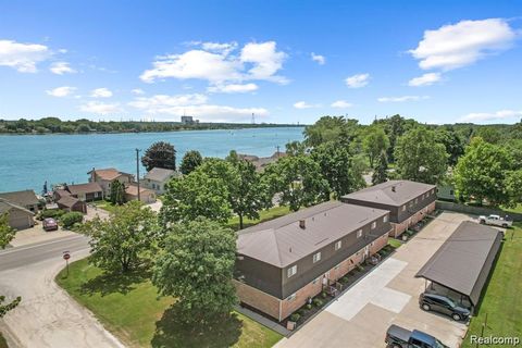 1627 S Riverside Avenue 4 St Clair City MI 48079
