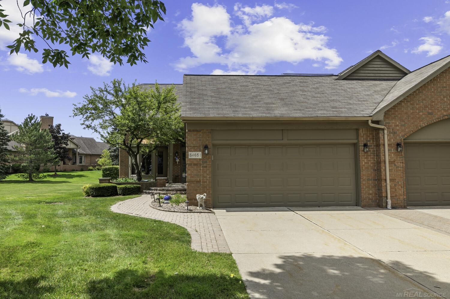 54651 Kingsley Court