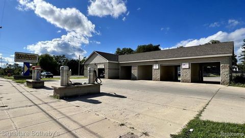 506 W 7TH Street Evart City MI 49631