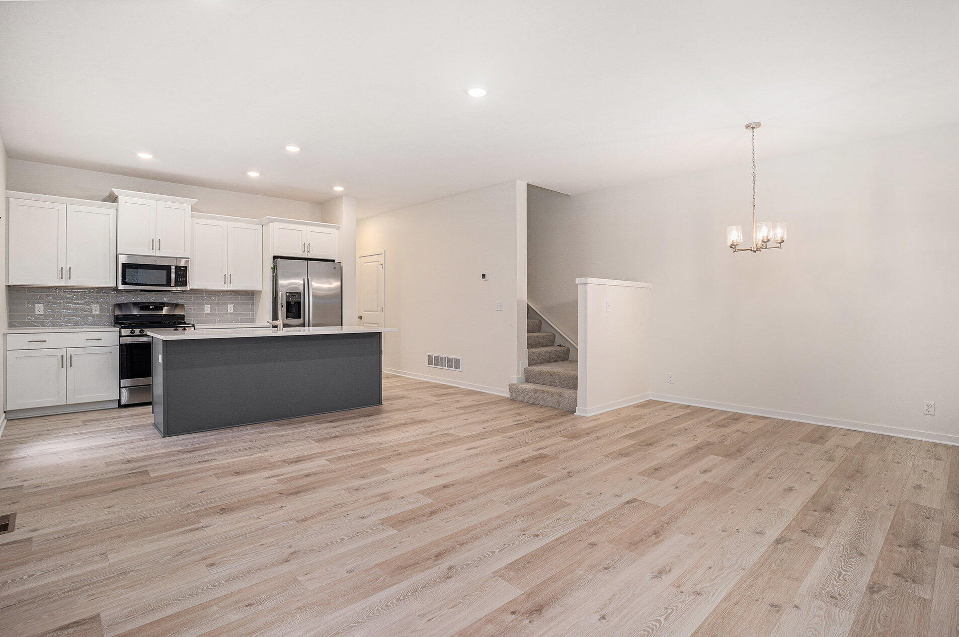 1980 S Shorewood Lane 19