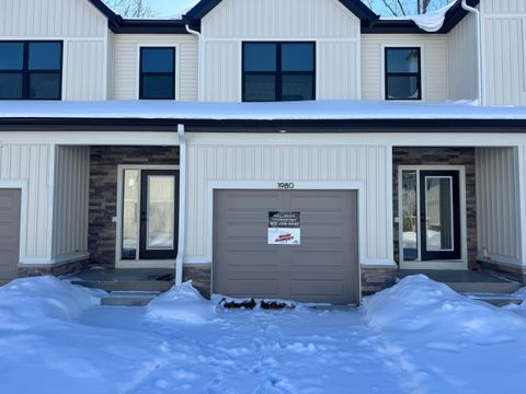 1980 S Shorewood Lane 19 Park Township MI 49423