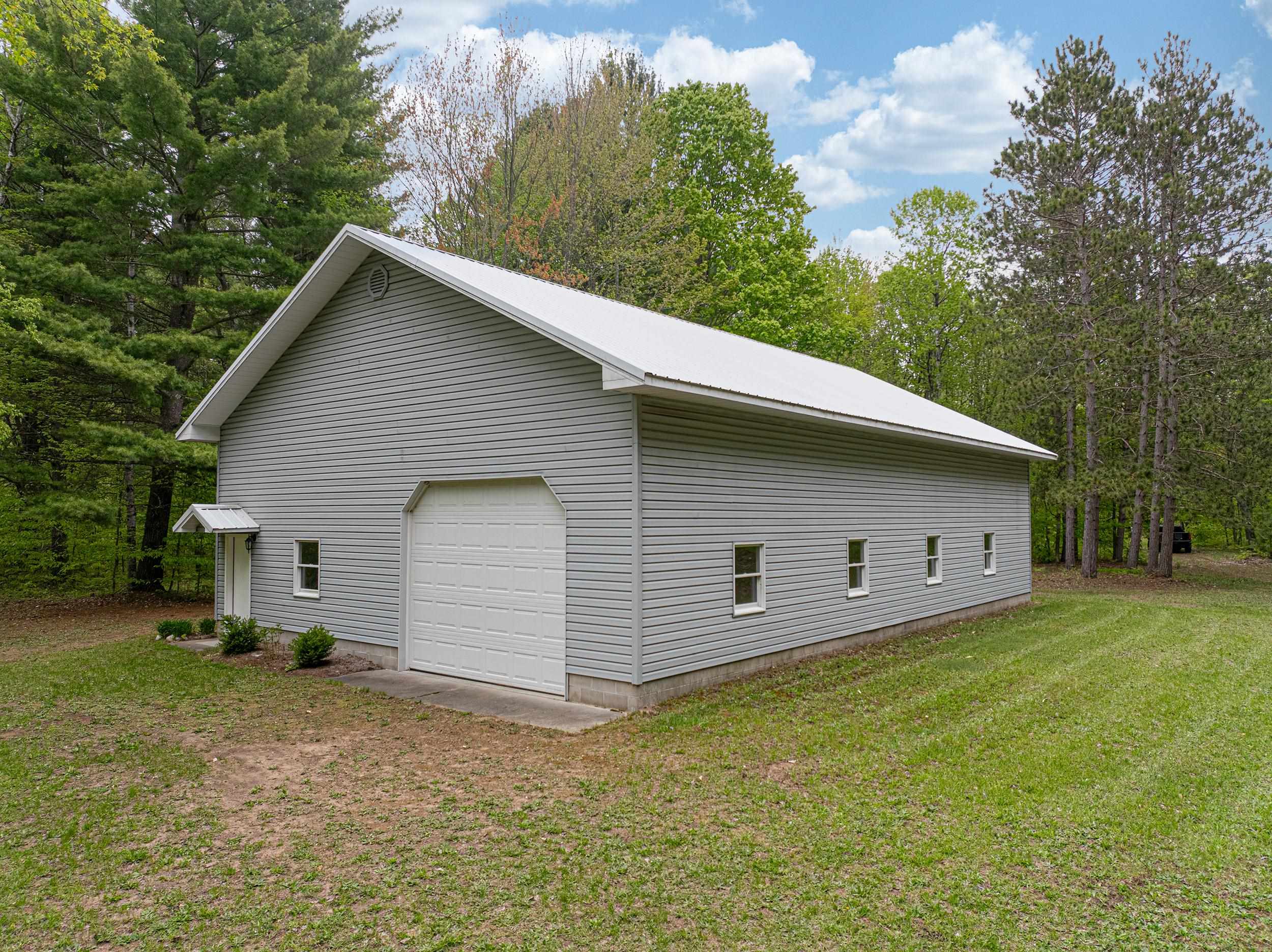 11050 Thirteen Mile Road