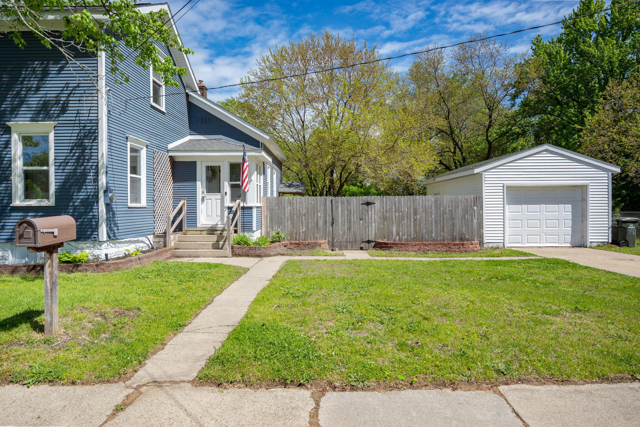 732 Wood Street