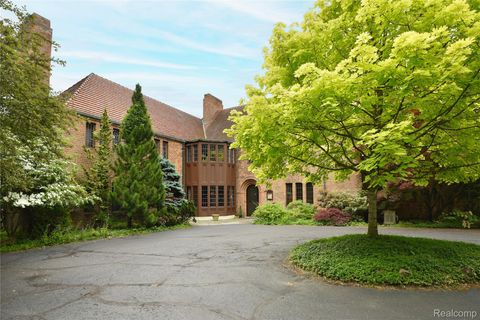 460 Goodhue Road Bloomfield Hills City MI 48304
