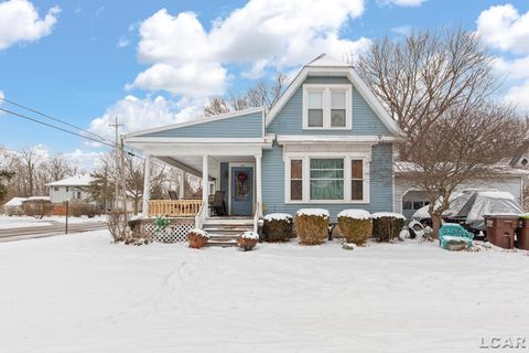 1006 College Avenue Adrian City MI 49221