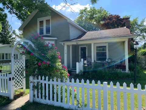 410 S 5th Avenue Tawas Township MI 48763