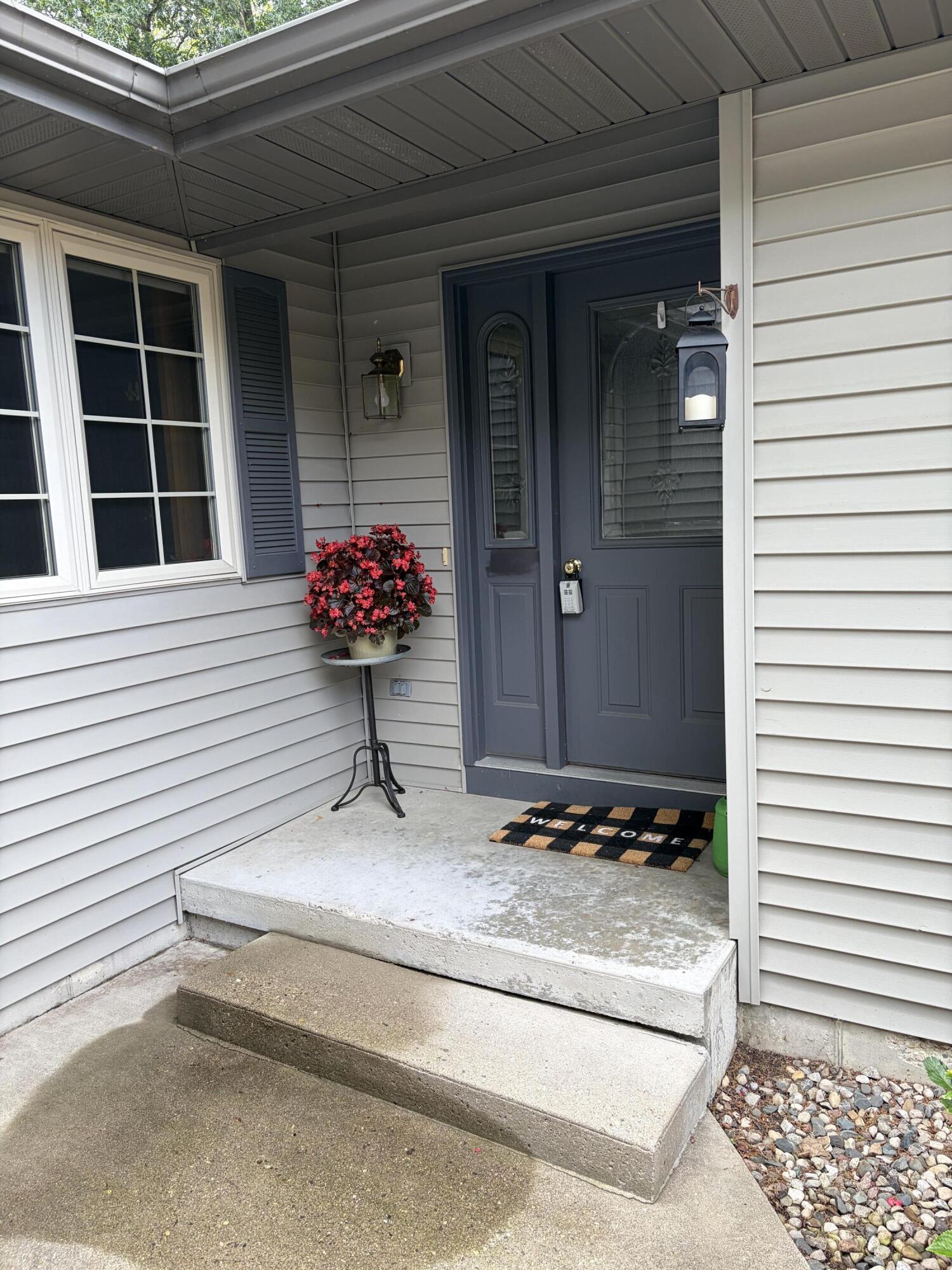 828 Highbanks Drive 21
