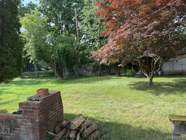 Pontiac City, Michigan 48341, United States, 2 Bedrooms Bedrooms, ,2 BathroomsBathrooms,Residential,Active,191559