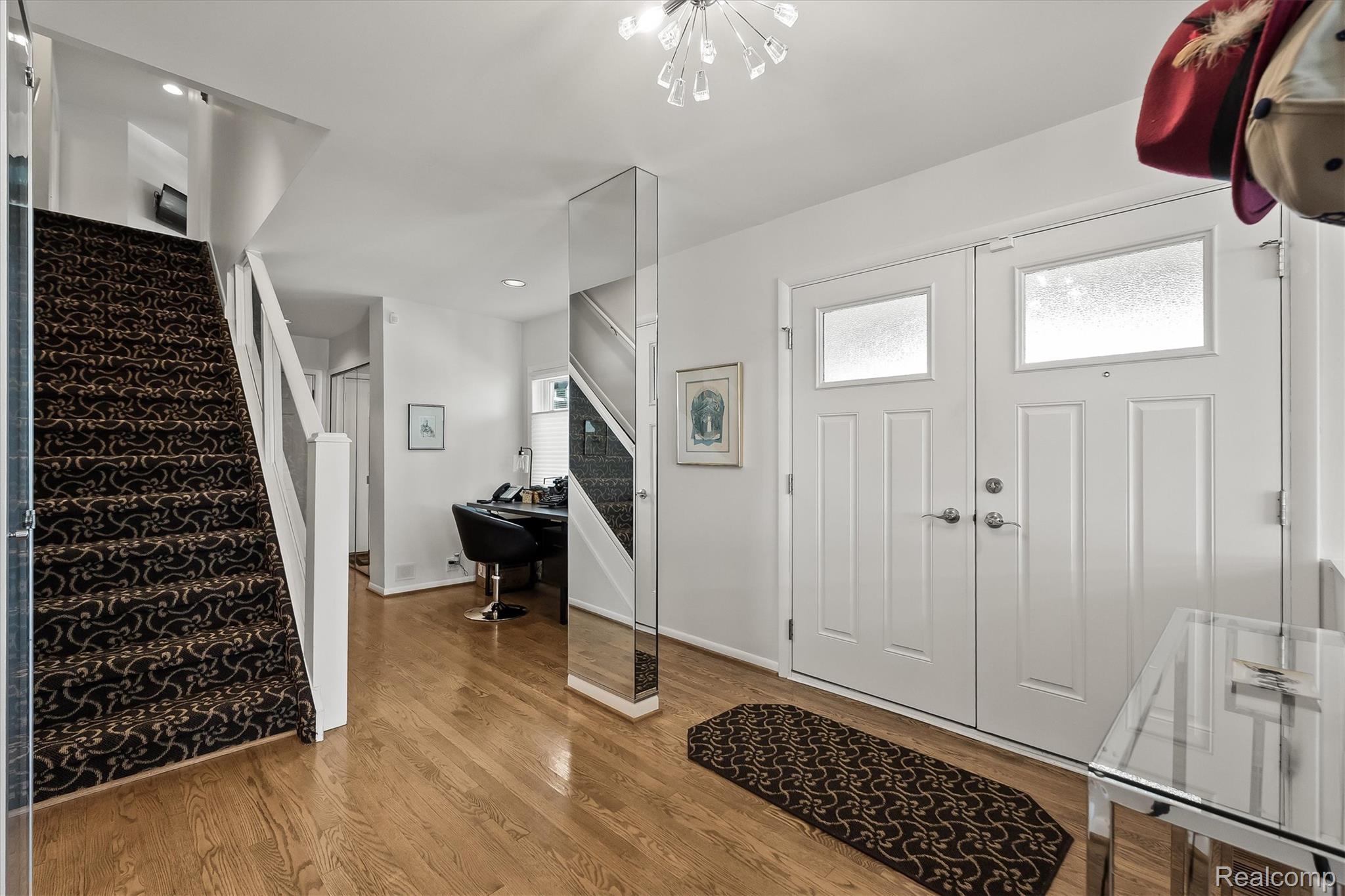 1424 W Oakley Park Road