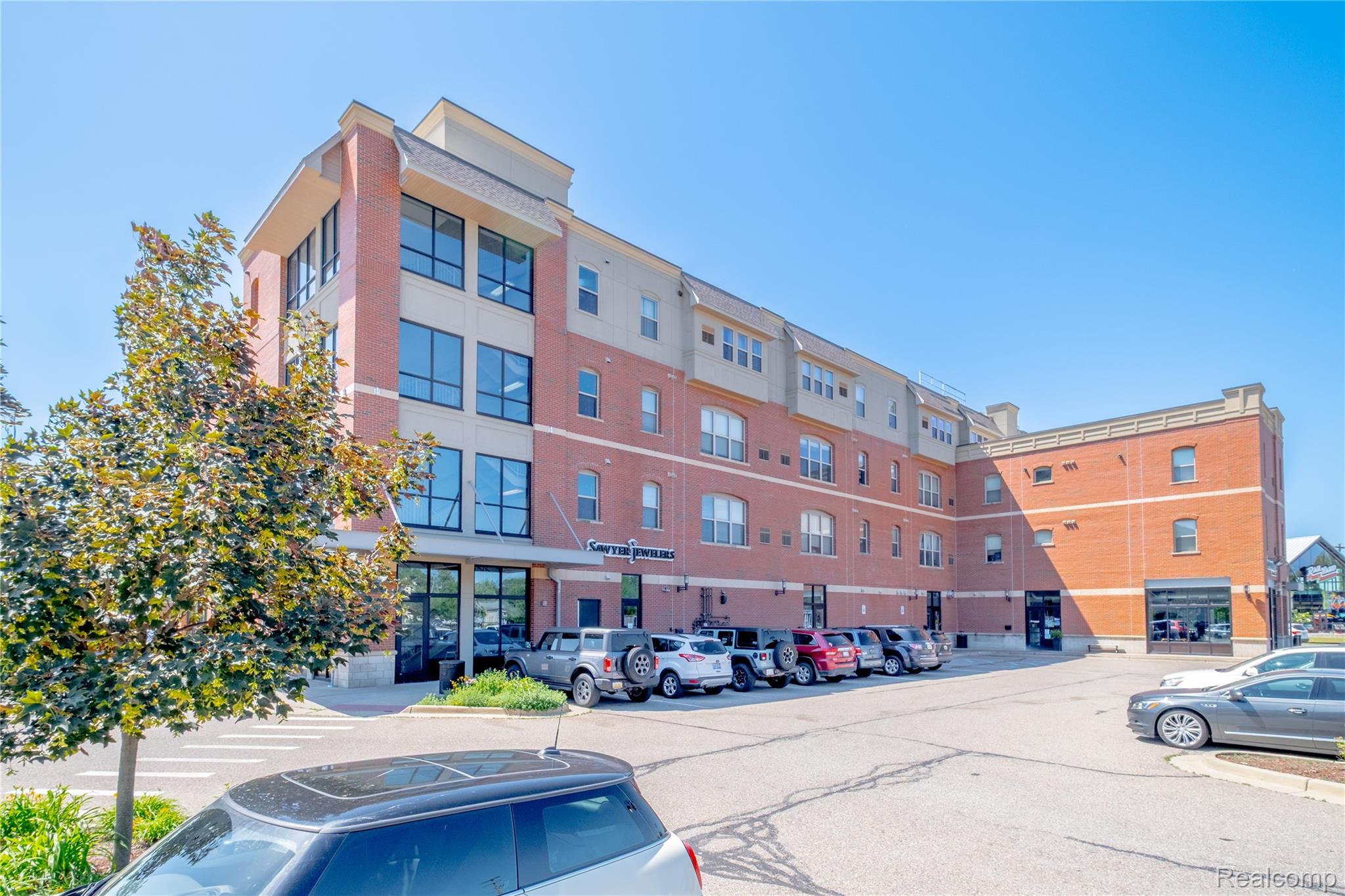 Fenton City, Michigan 48430, United States, 1 Bedroom Bedrooms, ,1 BathroomBathrooms,Residential,Pending,160046