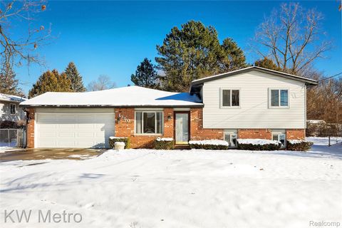 1350 Whitney Road Waterford Charter Township MI 48328
