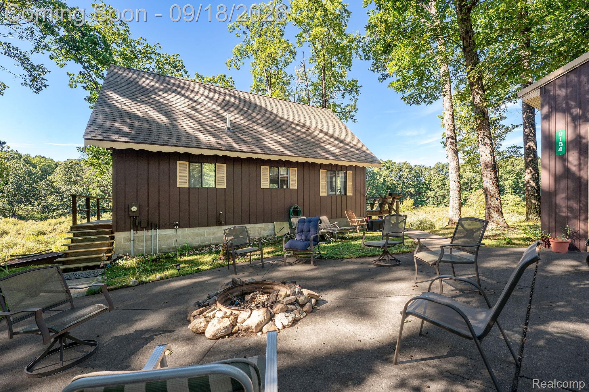 9154 W Ridge View Drive