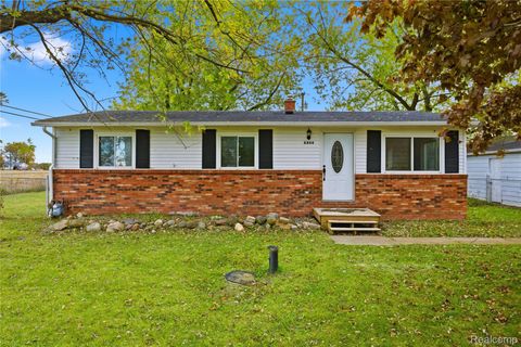 8844 Weldwood Drive London Township MI 48162