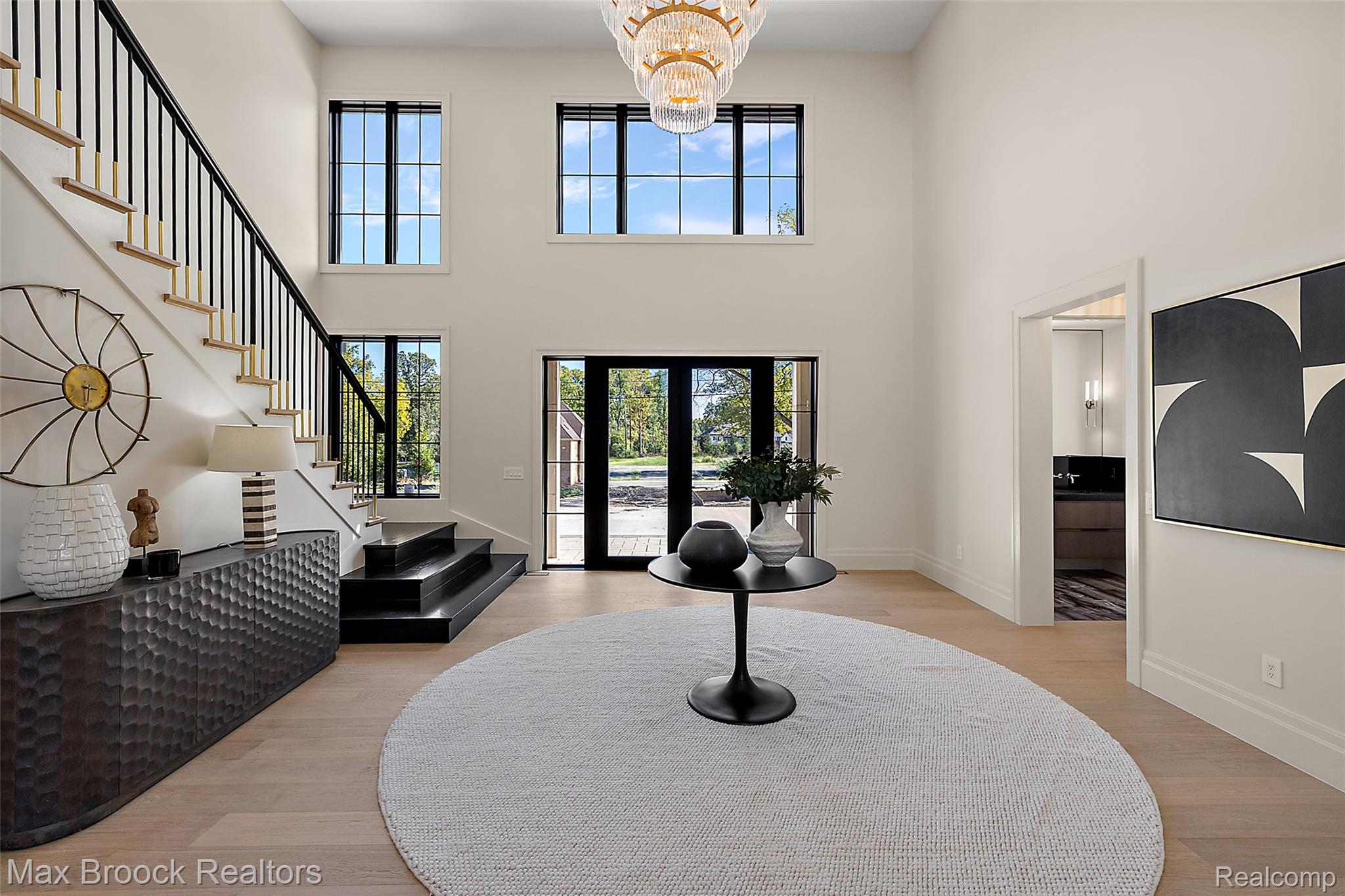 5560 Franklin Road