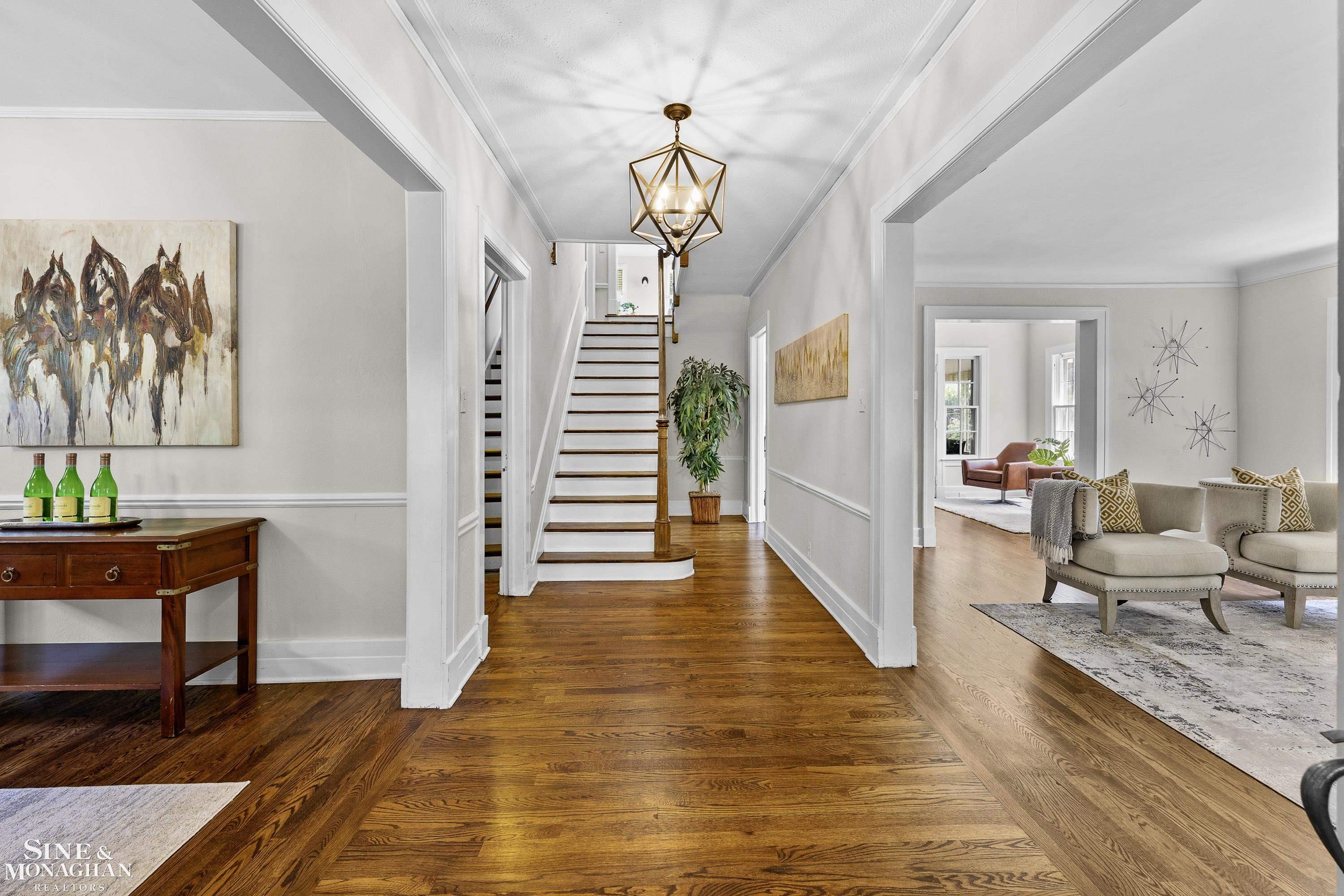488 University Place