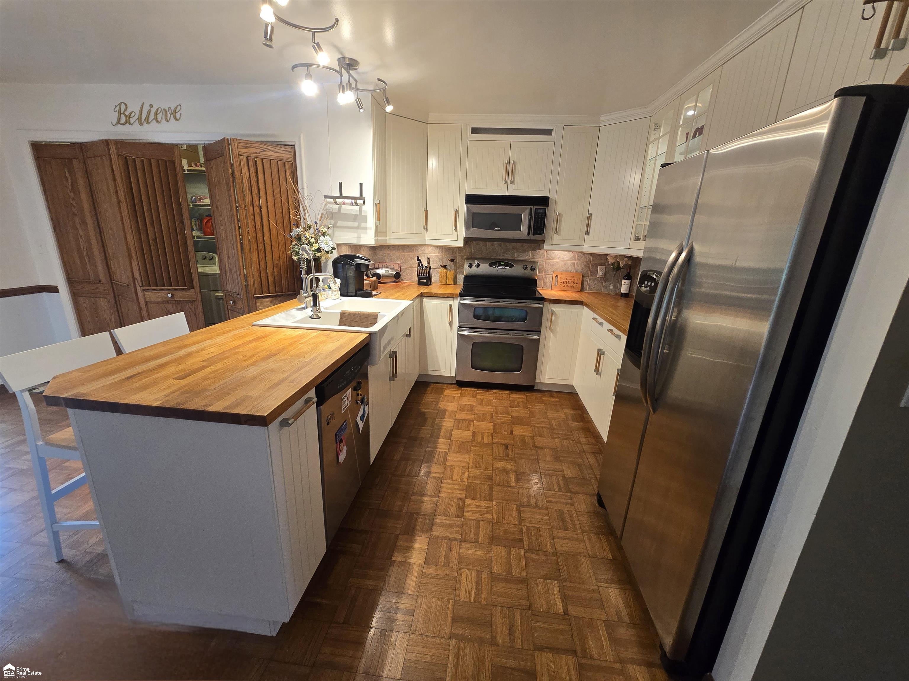 5282 McCandlish Road