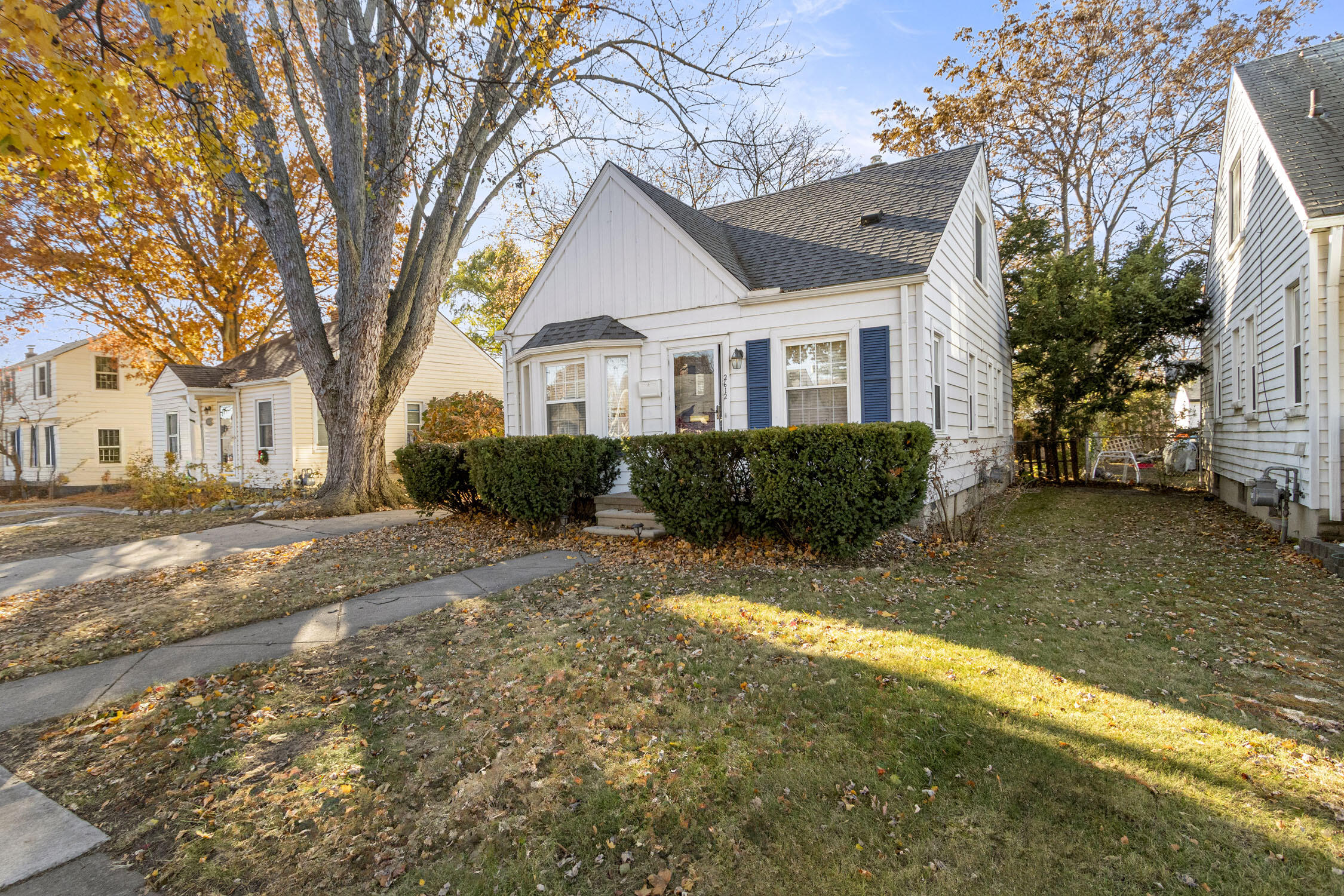 2612 Grindley Park Street