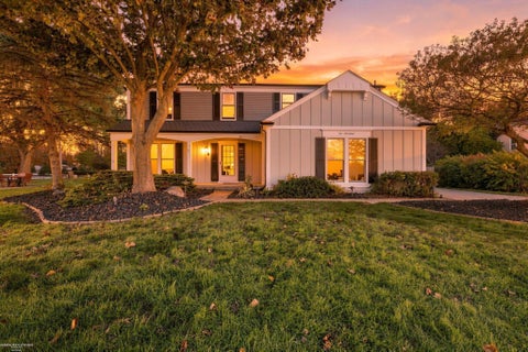 Tiny photo for 1017 Barneswood Lane, Rochester Hills City, MI 48306 (MLS # 58050225454)