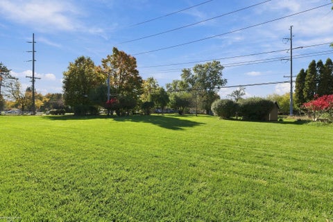 Tiny photo for 1017 Barneswood Lane, Rochester Hills City, MI 48306 (MLS # 58050225454)