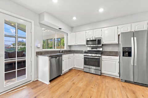 Tiny photo for 1017 Barneswood Lane, Rochester Hills City, MI 48306 (MLS # 58050225454)