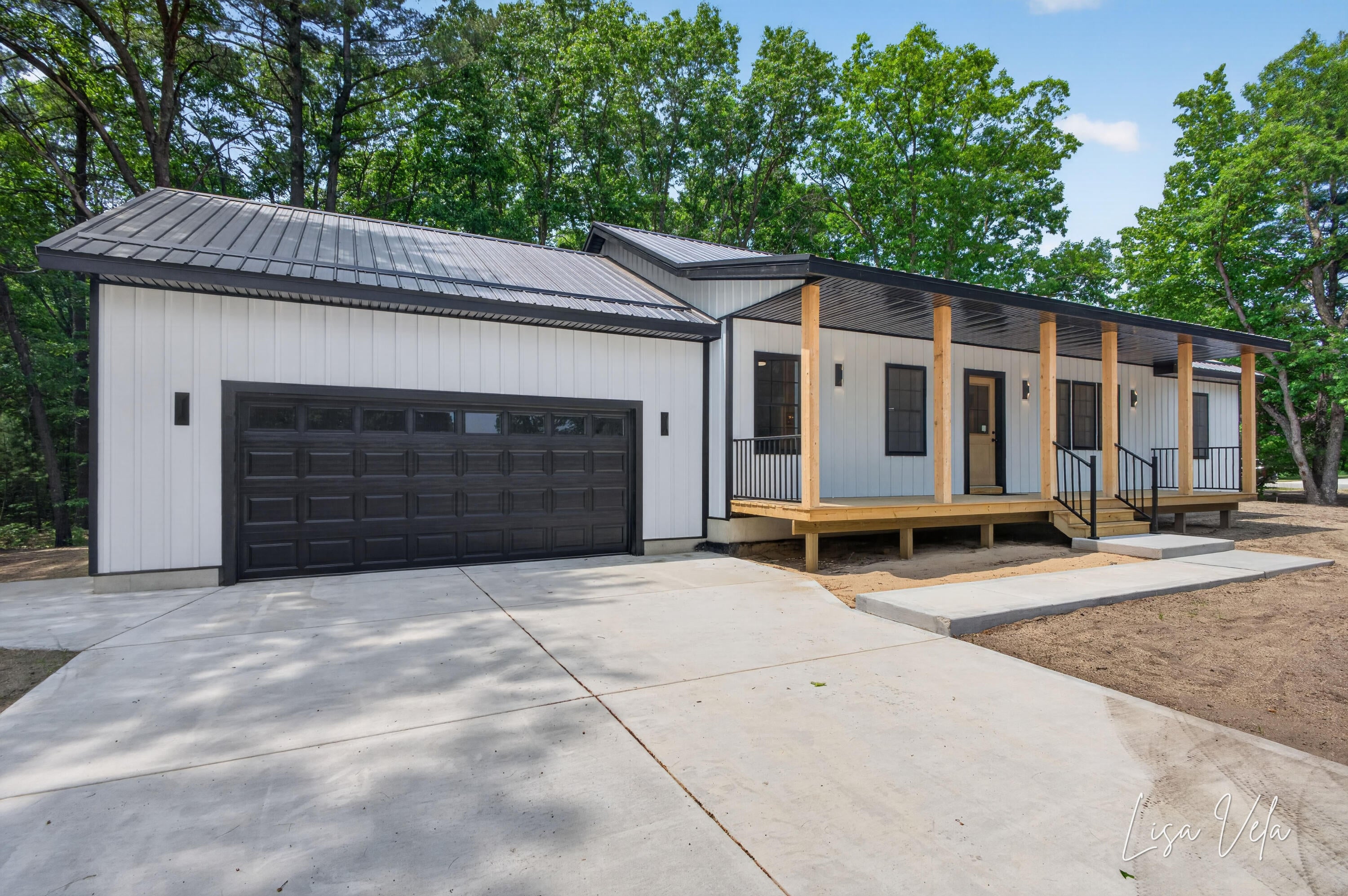 5527 E Samantha Lane