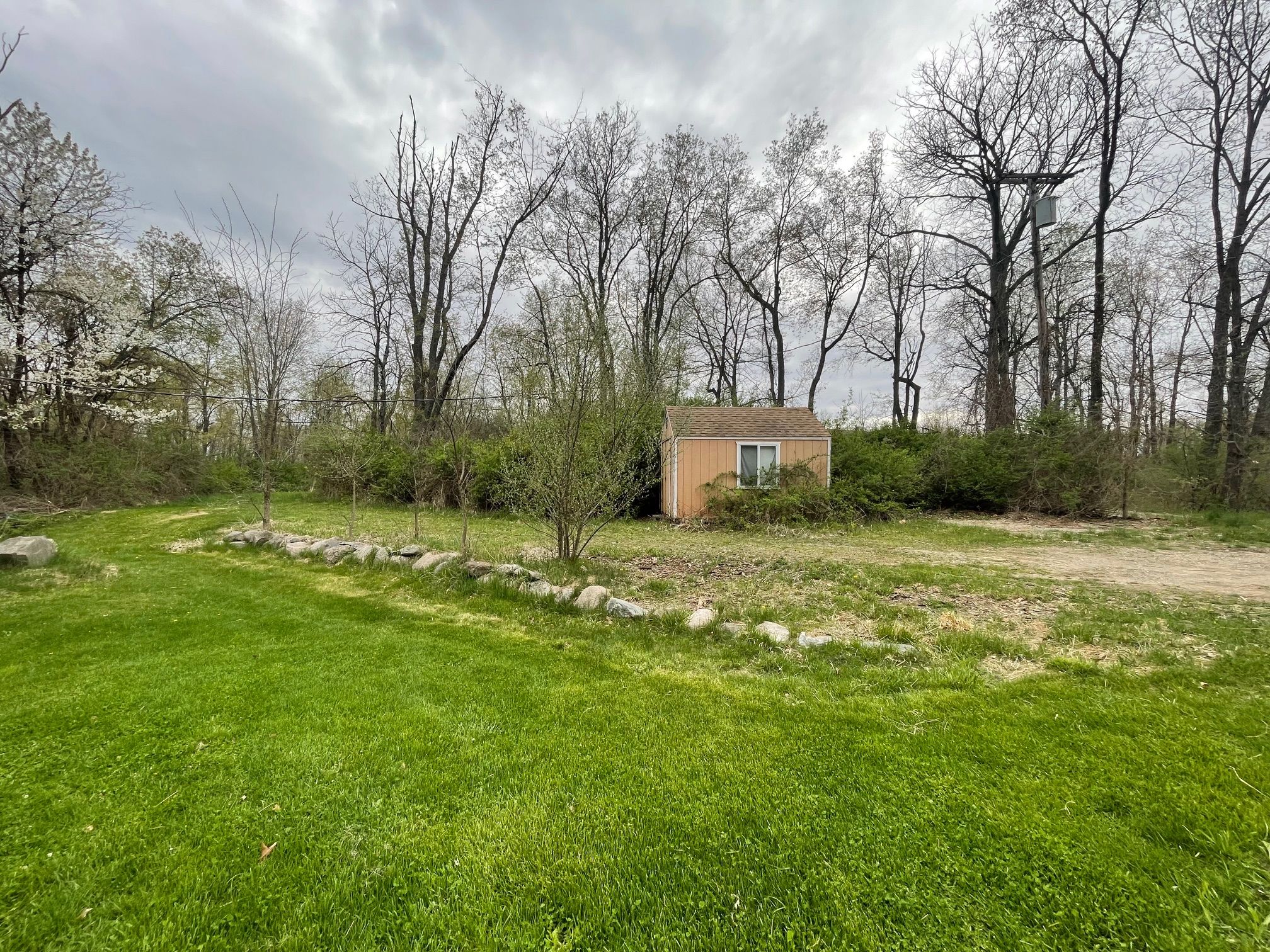 5559 Tipsico Lake Road