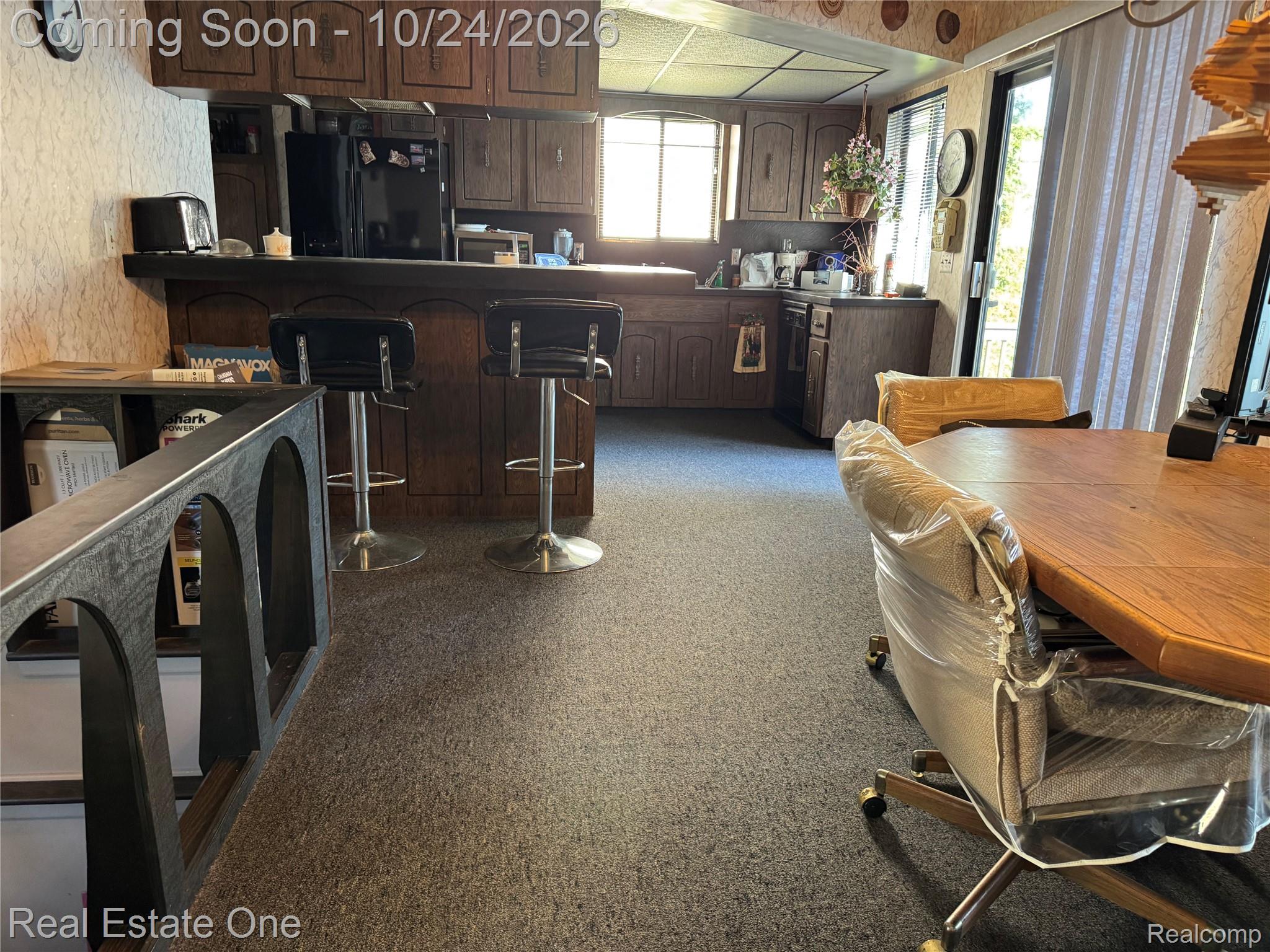 4161 Lakewood Drive