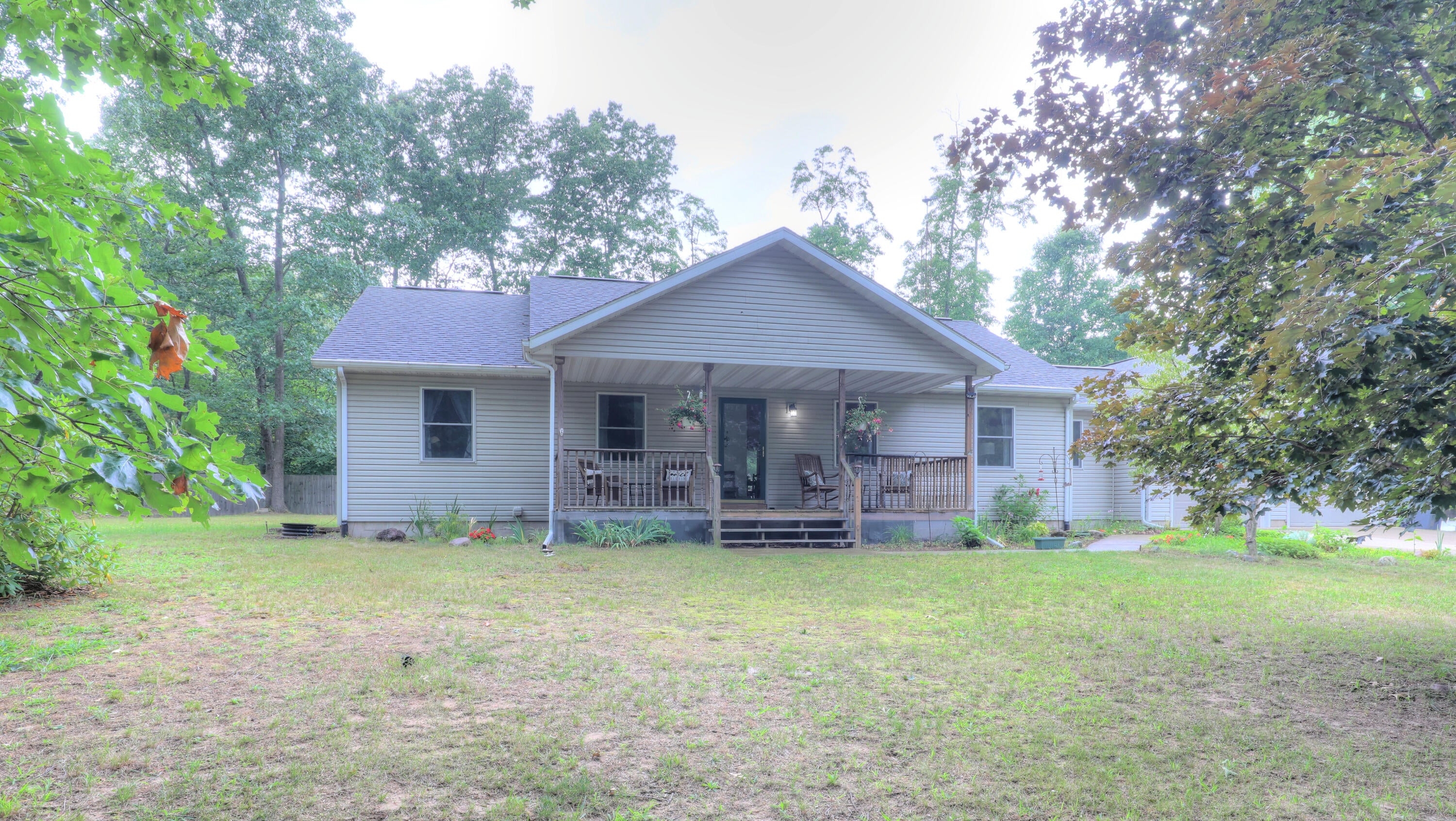884 Nadeau Drive