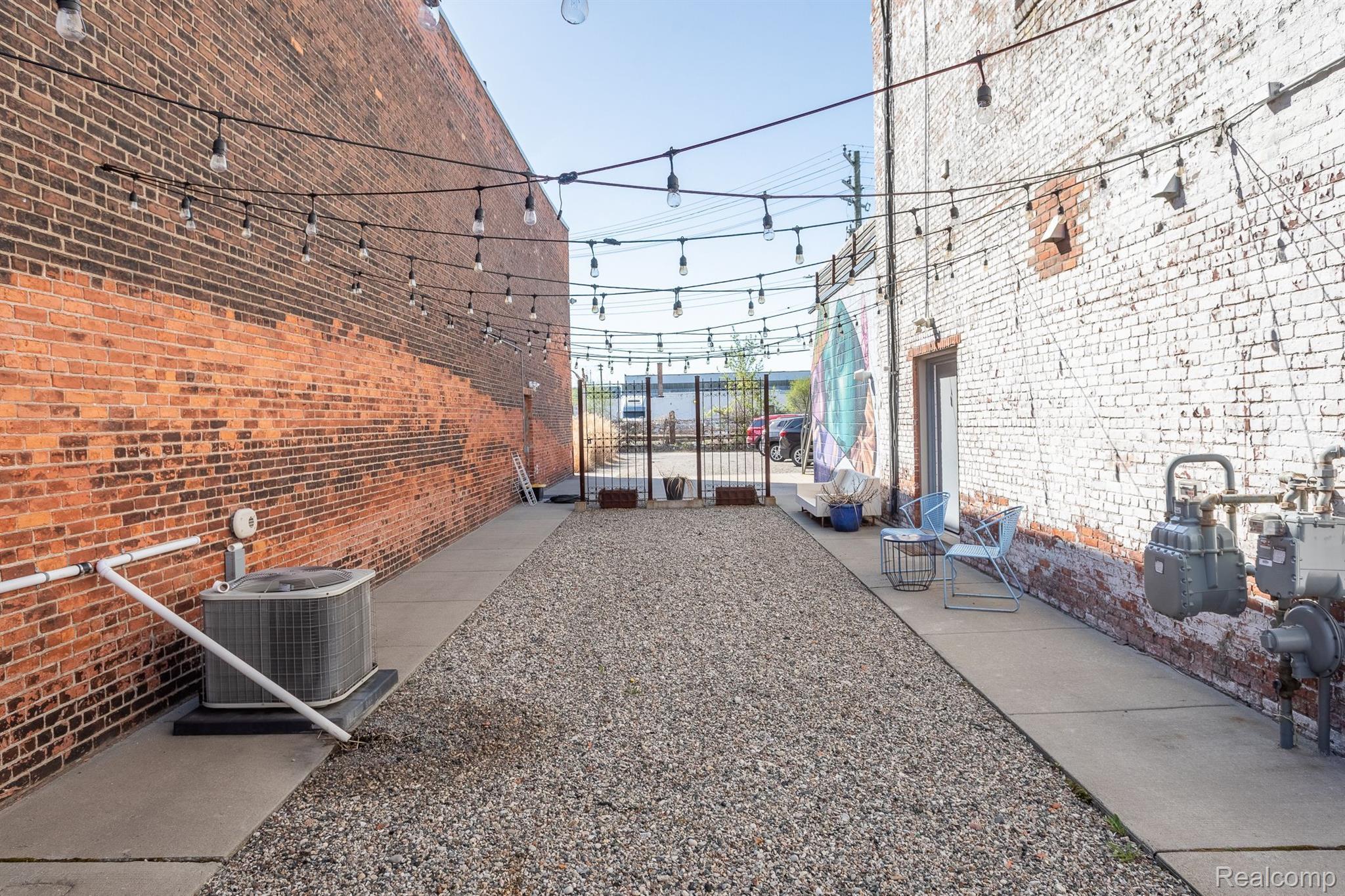 3401 + 3415 Michigan Ave Michigan Ave