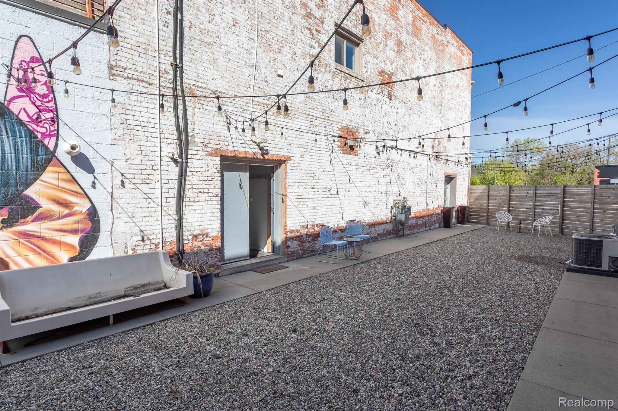 3401 + 3415 Michigan Ave Michigan Ave