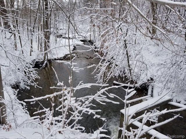 Hadley Township, Michigan 48438, United States, 5 Bedrooms Bedrooms, ,4 BathroomsBathrooms,Residential,Active,15137