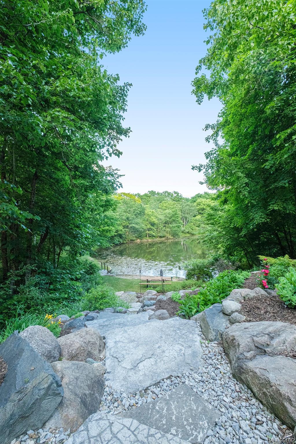 Hadley Township, Michigan 48438, United States, 5 Bedrooms Bedrooms, ,4 BathroomsBathrooms,Residential,Active,15137