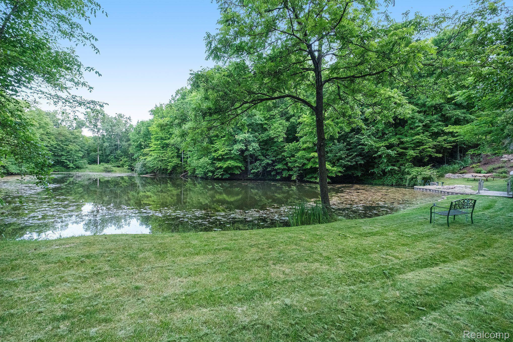 Hadley Township, Michigan 48438, United States, 5 Bedrooms Bedrooms, ,4 BathroomsBathrooms,Residential,Active,15137