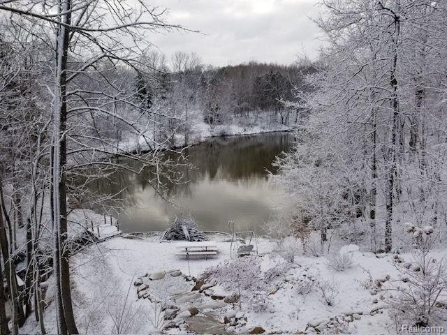 Hadley Township, Michigan 48438, United States, 5 Bedrooms Bedrooms, ,4 BathroomsBathrooms,Residential,Active,15137