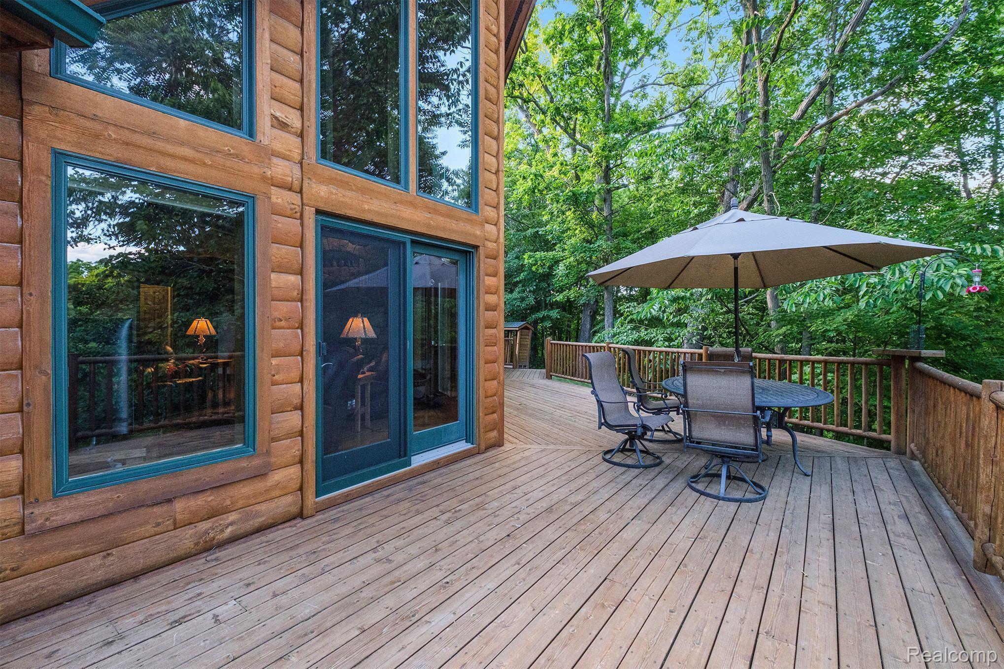 Hadley Township, Michigan 48438, United States, 5 Bedrooms Bedrooms, ,4 BathroomsBathrooms,Residential,Active,15137