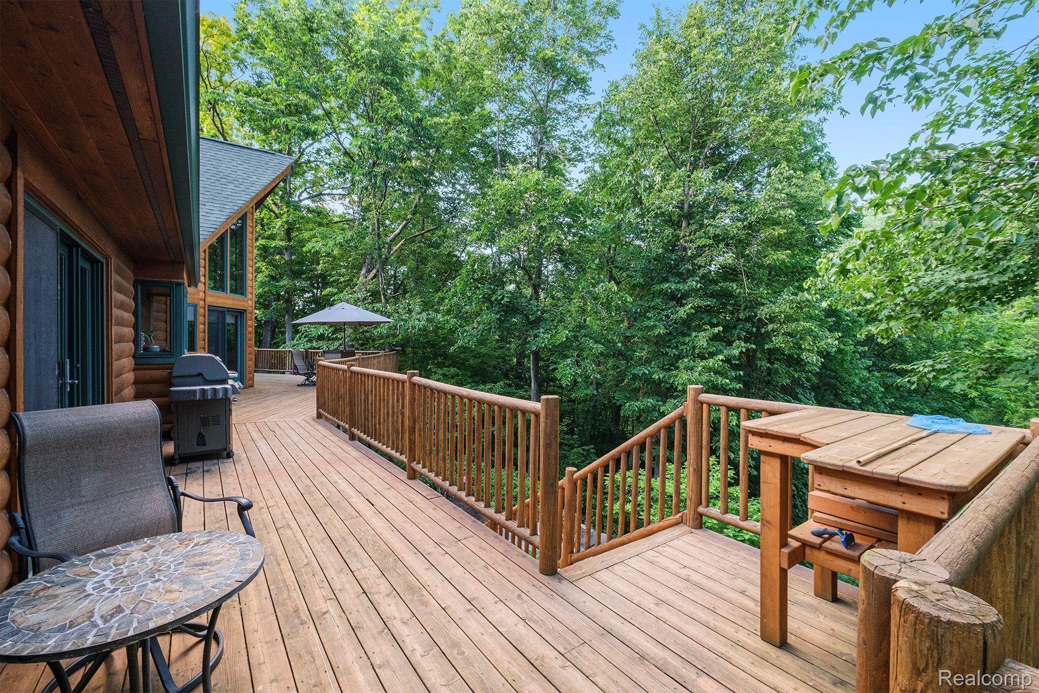 Hadley Township, Michigan 48438, United States, 5 Bedrooms Bedrooms, ,4 BathroomsBathrooms,Residential,Active,15137