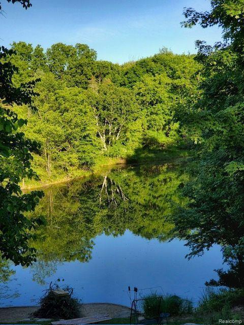 Hadley Township, Michigan 48438, United States, 5 Bedrooms Bedrooms, ,4 BathroomsBathrooms,Residential,Active,15137