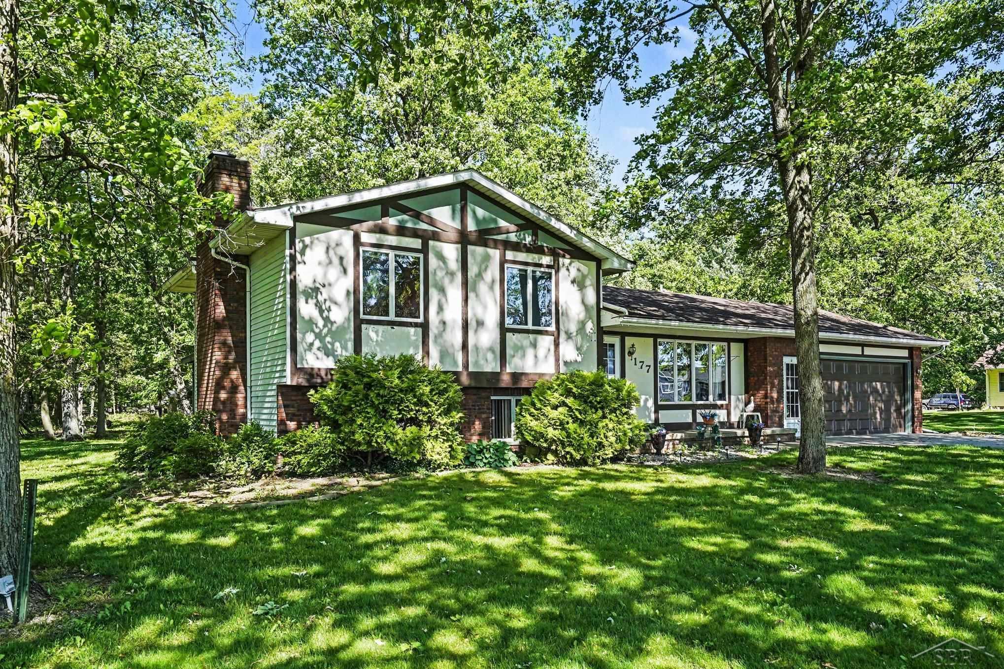177 N Cotter Road