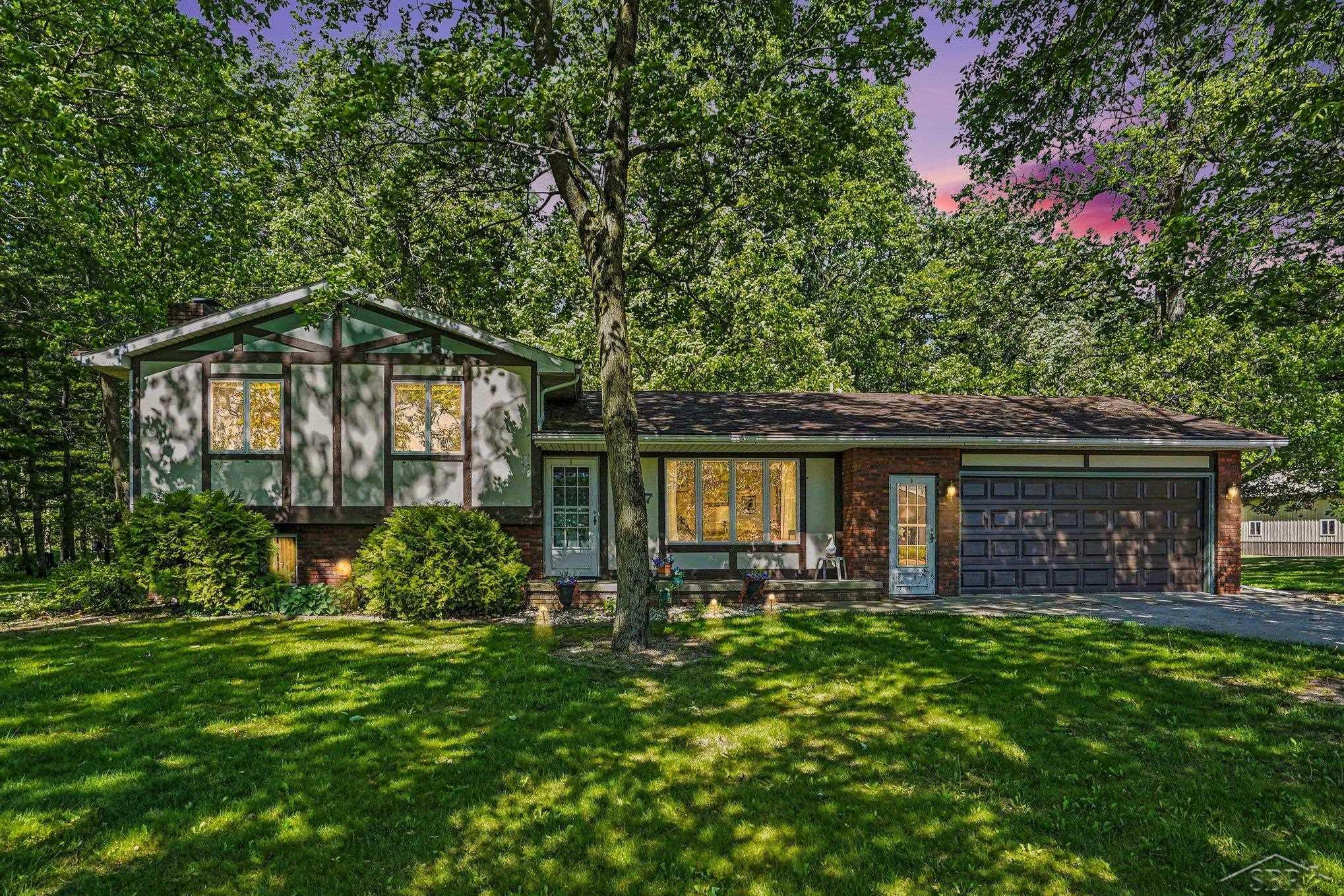 177 N Cotter Road