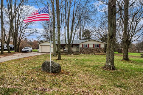 6181 LOBDELL Road Fenton Charter Township MI 48451